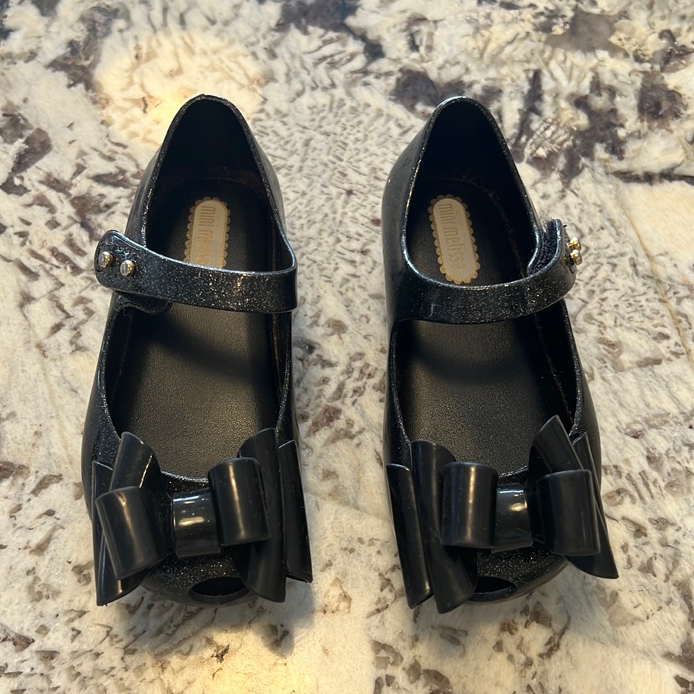 7C black mini Melissa’s